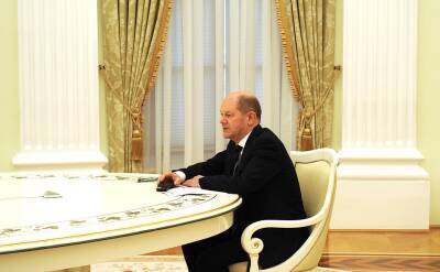 Владимир Зеленский - Владимир Путин - Олаф Шольц - Канцлер Германии призвал Путина к деэскалации у границ Украины - abnews.ru - Россия - Украина - Германия