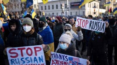 Эммануэль Макрон - Олаф Шольц - Путин заявил о признании сепаратистских «республик» в восточной Украине - golos-ameriki.ru - Россия - Украина - Германия - Франция - ДНР - ЛНР
