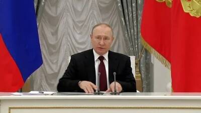 Владимир Путин - Денис Пушилин - Леонид Пасечник - Валентина Матвиенко - Президент РФ Владимир Путин признал независимость ДНР и ЛНР - bloknot.ru - Россия - Украина - Киев - Луганская обл. - ДНР - Донецк - ЛНР - Луганск - Донецкая обл.