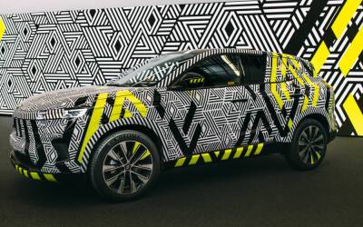Для нового Renault придумали эффектный камуфляж - zr.ru