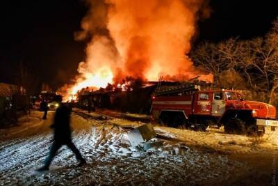 Отца с детьми в бане Петровск-Забайкальского убил взрыв ёмкости с бензином — источник - chita.ru - Забайкальский край - Чита