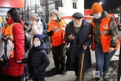 Глеб Никитин - Около 1 000 беженцев из Донбасса прибыли в Нижний Новгород - vgoroden.ru - Украина - Нижегородская обл. - Нижний Новгород - ДНР - Ростовская обл. - ЛНР - Павловск - Нижний Новгород