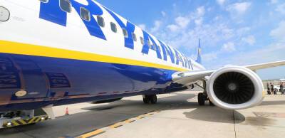Ryanair виключив аеропорти Харків та Херсон із системи бронювання - thepage.ua - Украина - Херсон - місто Харків - місто Херсон