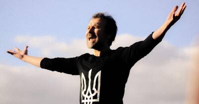 Святослав Вакарчук - "Океан Эльзы" спели хиты группы на Пешеходно-велосипедном мосту в Киеве - kp.ua - Украина - Киев
