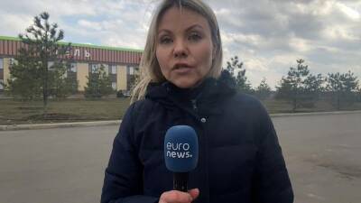 Владимир Путин - Беженцы из Донбасса: "Мы хотим домой" - ru.euronews.com - Россия - США - Украина - ДНР - Донецк - Ростов-На-Дону - ЛНР - Луганск - Донбасс