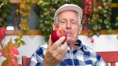 Молодильные яблочки: ученые назвали простой способ борьбы со старением - 5-tv.ru - США