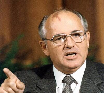Зачем на самом деле Горбачёв стал первым Президентом СССР - Русская семерка - russian7.ru