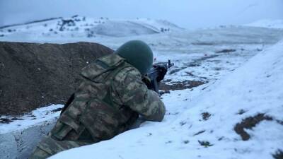 Азербайджан обвинил Армению в обстреле боевых позиций на границе - eadaily.com - Армения - Азербайджан - Гегаркуникской обл.