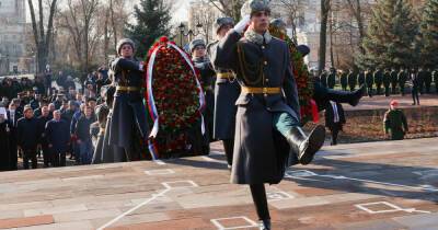 Как появился День защитника Отечества и что подарить на 23 февраля - ren.tv - Россия - Германия