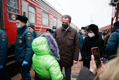 Вячеслав Гладков - В Белгородской области организованы пункты сбора гуманитарной помощи приезжим из Донбасса - mk.ru - ДНР - Белгородская обл. - ЛНР