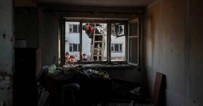 Видео разрушительных последствий обстрела ВСУ жилого дома в Луганске - ren.tv - ЛНР - Луганск - Донбасс