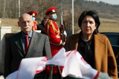 Министр обороны Грузии при Шеварднадзе стал советником президента - eadaily - Грузия