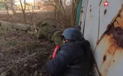 Журналисты телеканала «Звезда», как сообщили в редакции, попали под обстрел в пригороде Донецка - echo.msk.ru - Украина - ДНР - Донецк