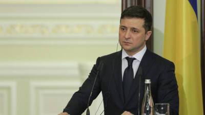 Владимир Зеленский - Брюно Ле-Мэр - Лиз Трасс - Джо Байден - Newsweek: США предупредили Зеленского о «вторжении» России в течение ближайших 48 часов - russian.rt.com - Россия - США - Украина - Англия - Франция