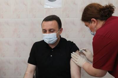 Ираклий Гарибашвили - Грузия - Гарибашвили считает, что бустерные дозы вакцины не имеют смысла против "омикрона" - trend.az - США - Грузия