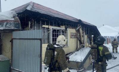 В тюменском поселке сгорел продовольственный магазин - news.megatyumen.ru