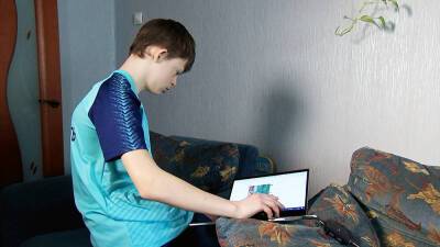 Мальчика с синдромом Дауна не пустили на карусель в парке развлечений - tvc.ru