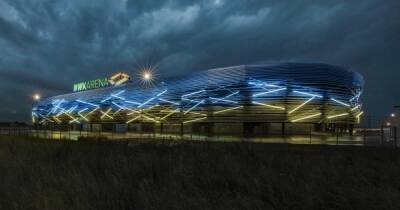 ФК "Аугсбург" зажег цвета украинского флага на своем стадионе WWK Arena - focus.ua - Москва - Россия - Украина - Санкт-Петербург - Германия - Польша - Швеция - Чехия