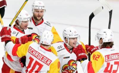 Финская хоккейная команда «Йокерит» снялась с розыгрыша Кубка Гагарина в сезоне-2021/22 - echo.msk.ru