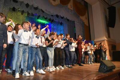 В Астрахани выберут самую смешную и талантливую школьную команду КВН - ast.mk.ru - Анапа - Астрахань