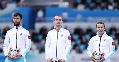 Руслан Захаров - Пекин-2022| Видео: серебро конькобежцев ROC в гонке преследования - olympics.com - США - Сочи