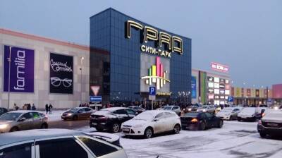 Крупнейший воронежский ТРЦ открылся спустя 19 часов после эвакуации - vestivrn.ru