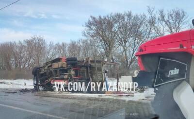 В ДТП с опрокинувшимся грузовиком в Спасском районе пострадал 23-летний пассажир - 7info.ru - Пензенская обл.
