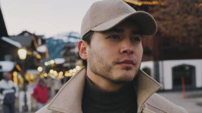 Молодой миллионер из Казахстана стал вторым «Холостяком» в новом сезоне шоу - 5-tv.ru - США - Швейцария - Казахстан - Колумбия - Бостон