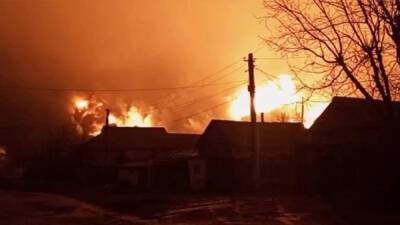 Взрыв на нефтебазе в ЛНР произошел из-за ракетного удара ВСУ - runews24.ru - Украина - ЛНР - Ровеньки