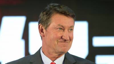 Уэйн Гретцки - Гретцки призвал не пустить Россию играть на МЧМ в Канаде - russian.rt.com - Россия - Украина - Вашингтон - Канада
