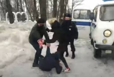 В Иванове задержали протестующих против военной спецоперации на Украине - 7info.ru - Украина - Иваново