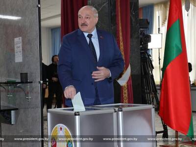Игорь Карпенко - ЦИК Белоруссии объявил о принятии поправок в Конституцию - bloknot.ru - Белоруссия - Конституция