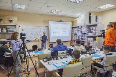 В Астрахани разработали умный корсет для детей с проблемами позвоночника - astrakhanfm.ru - Астрахань