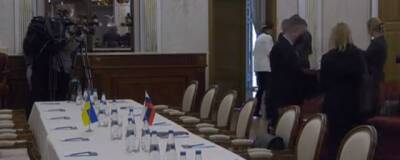 Владимир Зеленский - Владимир Путин - В Белоруссии начались переговоры делегаций России и Украины - runews24.ru - Россия - Украина - Белоруссия - Гомельская обл.
