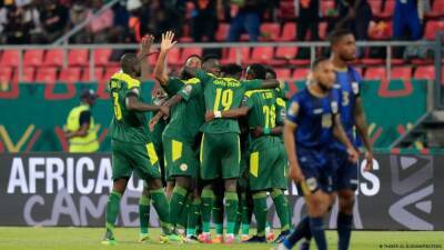 Сборная Сенегала стала первым финалистом Кубка африканских наций - trend.az - Египет - Камерун - Сенегал - Буркина-Фасо