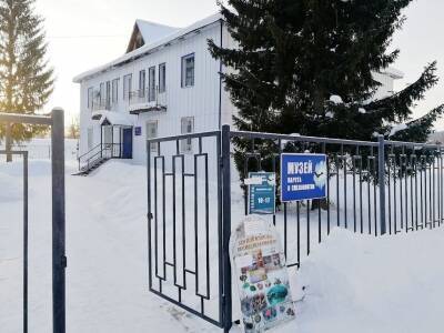 Философский камень. Выставка агатов из личной коллекции кунгуряка Валентина Фетисова открыта в музее карста и спелеологии - iskra-kungur.ru - Россия - Узбекистан - Пермь