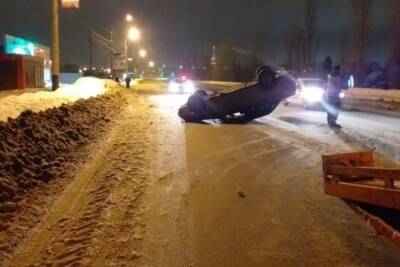 На Рассказовском шоссе перевернулась легковушка – пострадал водитель - tambov.mk.ru - Тамбов