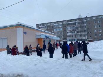 Олег Кувшинников - Череповчанка предложила губернатору сдать повторный тест на ковид в общей очереди на 100 человек - vologda-poisk.ru - Череповец
