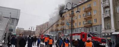 На Кирова в Саратове при пожаре эвакуированы женщина с ребенком - runews24.ru - Саратовская обл. - Саратов