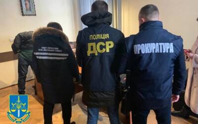 Во Львове мошенники под видом продажи зерна завладели 16 млн гривен - korrespondent.net - Украина - Львов