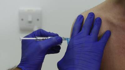 Германия зарегистрировала ещё одну вакцину от коронавируса Novavax - ru.euronews.com - Россия - Китай - США - Германия - Франция - Индия