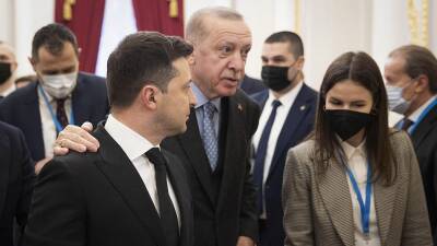 Реджеп Тайип Эрдоган - Дмитрий Песков - Эрдоган в Киеве поддержал Украину и разрешил производить "Байрактары" - ru.euronews.com - Россия - США - Украина - Киев - Крым - Белоруссия - Турция - Германия - Франция - Анкара