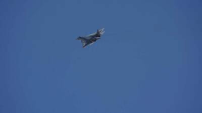 Истребители пятого поколения Су-57 заметили в Новосибирске - iz.ru - Россия - Израиль - Новосибирск