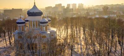 Собор в лучах солнца снял фотограф Петрозаводска (ФОТО) - stolicaonego.ru - Петрозаводск