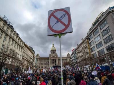 В Праге прошла студенческая акция протеста против антиковидных ограничений - trend.az - Чехия - Прага - Протесты