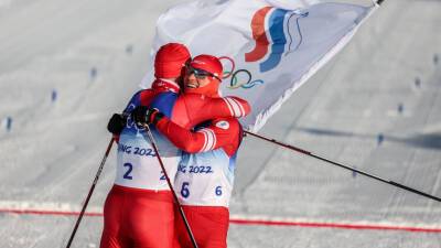 Александр Большунов - Денис Спицов - Ийво Нисканен - Лыжник Большунов принес России первое золото Олимпиады, Спицов взял серебро - mir24.tv - Россия - Финляндия - Пекин