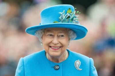 Елизавета II - принц Чарльз - Елизавета Королева - король Георг VI (Vi) - Камилла Паркер-Боулз - Елизавета II назвала имя будущей королевы Великобритании - infox.ru - Англия