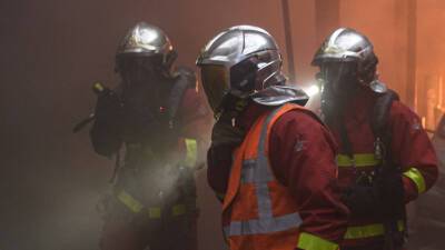 BFMTV: в Париже начался крупный пожар около музея Орсе - russian.rt.com - Франция - Париж - Нант