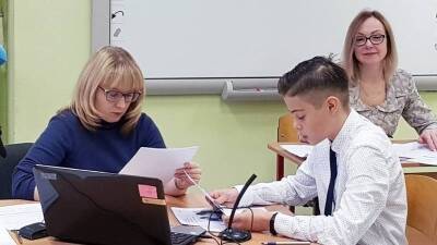 Сдача устного экзамена по русскому в 9 классе в 2022 году: как будет проходить, что можно брать - pravda-tv.ru - Россия