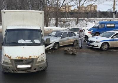 В ДТП на Московском шоссе пострадала 33-летняя женщина - ya62.ru